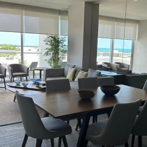 Classic 2BR Condo pool near beach