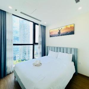 Vinhomes Sky Lake - 2BR Luxury in Korea Street