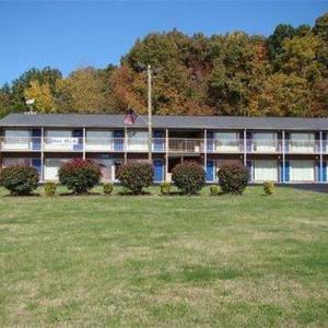 Volunteer Inn at Church Hill