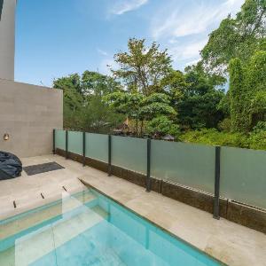 Loft Valentin : Romantic & Cozy 1 Bedroom Loft w/ Pool in Canggu!