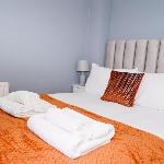 E2M Stays Gants Hill London | Gants Hill Station