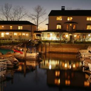 The Cypress Inn