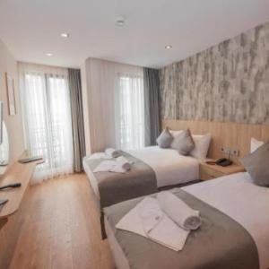 Mahya Hotel