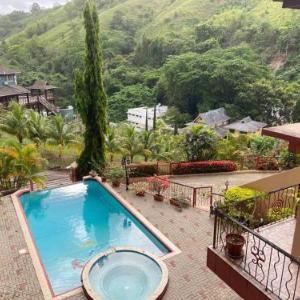 Cascade Mountain View Oasis