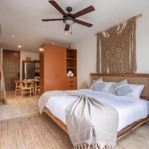 NHOA 208B Lux 1BR Condo Jungle View in Aldea Zama