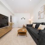 120sqm & 5-room luxury apartment with 2 bathrooms 