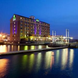 Hotels near The Lowry Salford - Express By Holiday Inn Manchester-Salford Quays