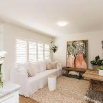 Cozy Manly Beachside Apartment