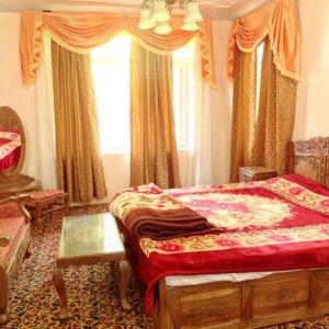 Goroomgo Khanday Guest House srinagar