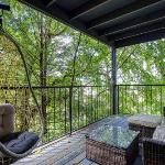 A Stones Throw Relax & Unwind Free attraction Tickets WIFI
