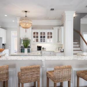 Luxury Community Pool Hot Tub and Beach and Games