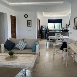 Diani Beachfront Villa Amani at Diani