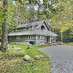 RoyalBear - AC Hot Tub Grill FirePit Gameroom Killington Vermont