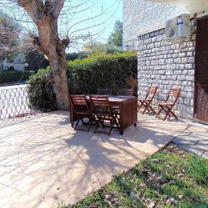 M084 - Marcelli trilocale con giardino a 100 m. dal mare al Residence MareVerde