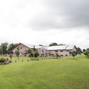 Hotels near Preston Guildhall - Oak Royal Hotel Golf And Country Club