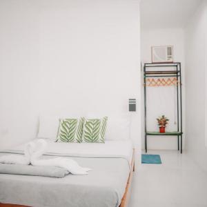 Green Dale’s Travellers Inn Puerto Princesa
