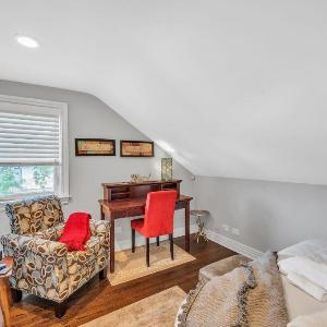 Serene & Charming 5BR Des Plaines Getaway