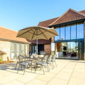 Upper Barn - a large family house by Aldeburgh Coastal Cottages