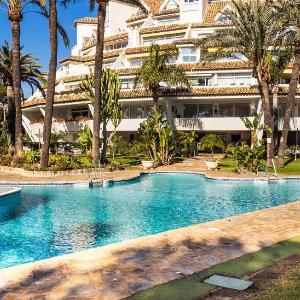 Cozy Apartment In Las Lagunas De Mijas
