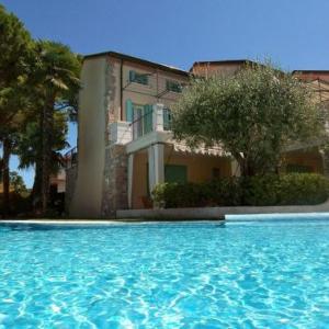 Liro Apartments