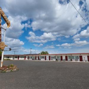 Ala Cozy Motel