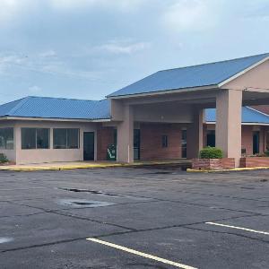 Motel 6 Greenwood MS