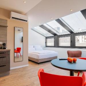 STAYERY Cologne Sülz - Uni-Center