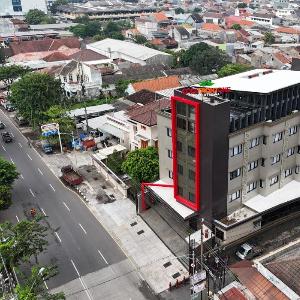 Eno Front One Hotel Semarang