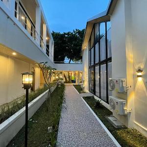 Azana Essence Sanggabuana Bogor
