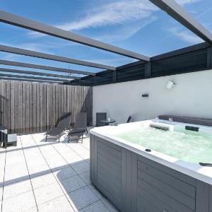 Prywatne apartamenty w Baltic Park Fort z jacuzzi Sun & Snow