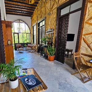 Flor Guest House