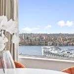 Breathtaking Harbour Bridge Views In Prime Locale 