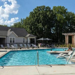3BR Retreat Pool Minutes from UGA