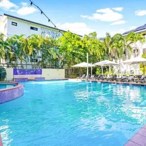 12 Central Plaza Port Douglas
