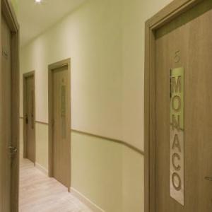 Hostal Adis