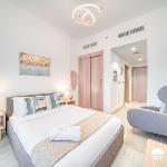 Spacious Azizi Riviera Studio