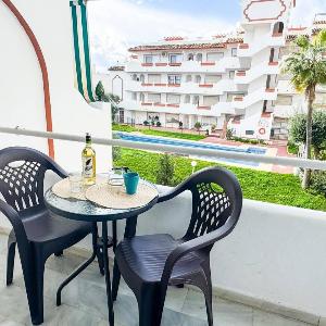 Torremolinos: Quiet 1bedroom with pool & sea views