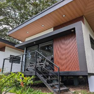 Fully furnished lodge with hot tub and pool - Alto Castillo