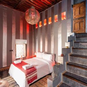 Riad Banafsaj - Exclusif - 20mn de Jamaa Al Fnaa