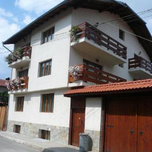 Guest Rooms Vachin