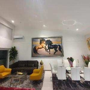 Penthouse with Amazing View - Luxury Condo