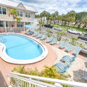 Clearwater Beach Suites #102