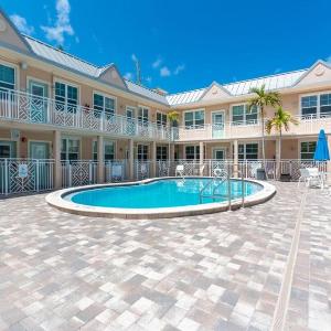 Clearwater Beach Suites #201