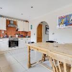 3BR Home Sleeps 6 With Free Parking Near Tower Bridge By Manifest Property Group Short Term Rental London 