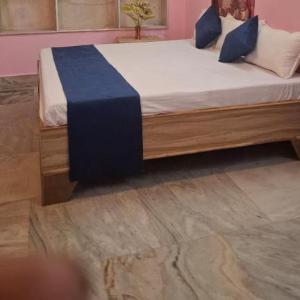 Madhavi Homestay