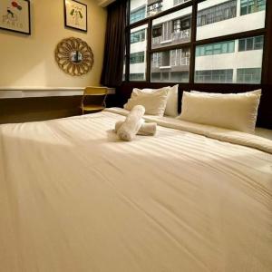 Swing & Pillows @ Kelana Jaya Selangor