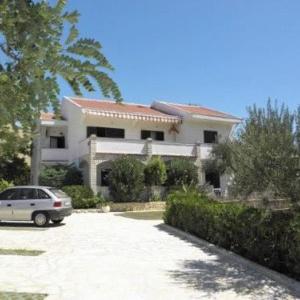 Apartments Ivo