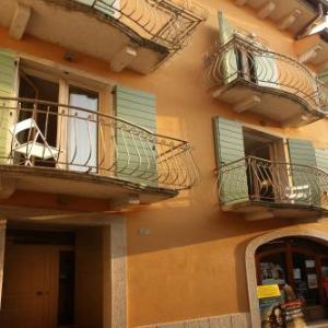 Mariposa Apartments