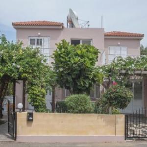 Nissi Maria Villa