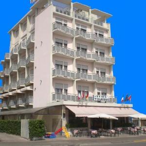 Hotel Touring
